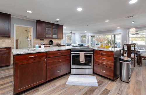 Jacksonville House | Private house with pool and patio outdoor grill
