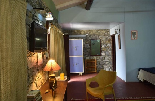 Amritpur Resort | Private room ∙ 4 guests