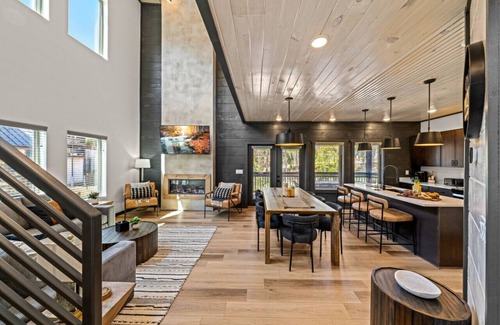 Pigeon Forge Cabin | Private Indoor Pool, Arcade & Hot Tub in a Chic Smoky Mtn Cabin