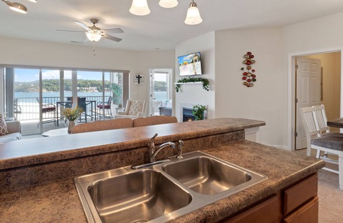 Rocky Mount Condo | Private Island Lake Living! Incredible Views from Isla Del Sol! Pool, Fire-Pits+