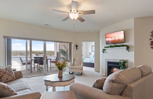 Rocky Mount Condo | Private Island Lake Living! Incredible Views from Isla Del Sol! Pool, Fire-Pits+
