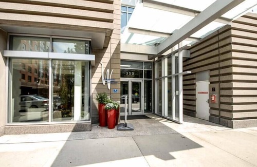 East Cambridge Apartment | Private Kendall Square 2BR | Furnished+Move-in Ready | Work Desk