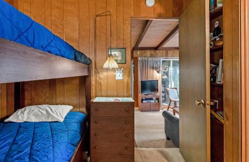 Holland House | Private Lake Michigan Beach Access