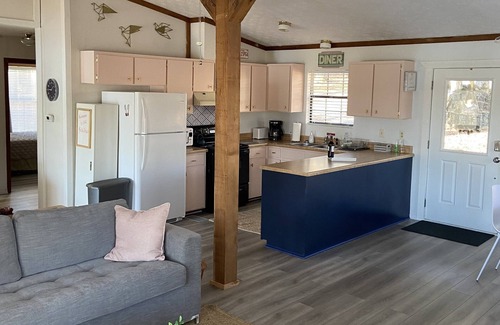 Lake Oconee House | Private Lakefront Oconee Cottage! Great View & Location! Peaceful retreat.