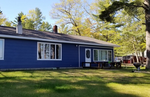 Engadine House | Private Lakefront on Beautiful Millecoquins Lake in the U.P.