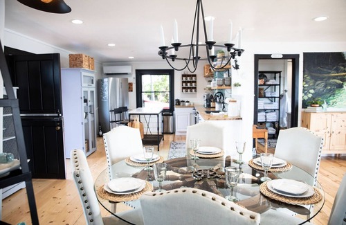 Sitka House | Private Lighthouse with Luxurious Ammenaties