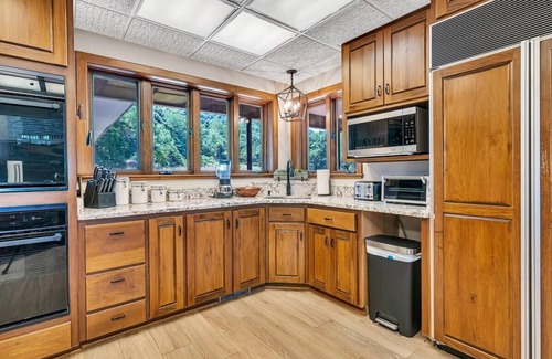 Harrison Cabin | Private Lodge on 4000 Acres!