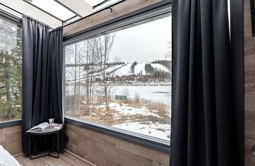 Jamsa House | Private & Luminous Suite with lake views