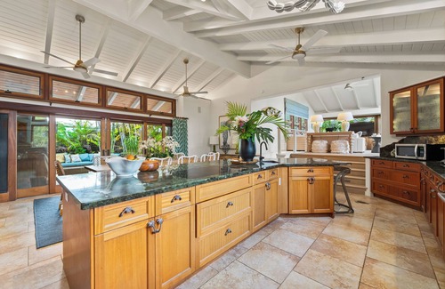 Kalama Tract House | Private Luxury Estate Near Kailua Beach – Your Own Mini Resort!