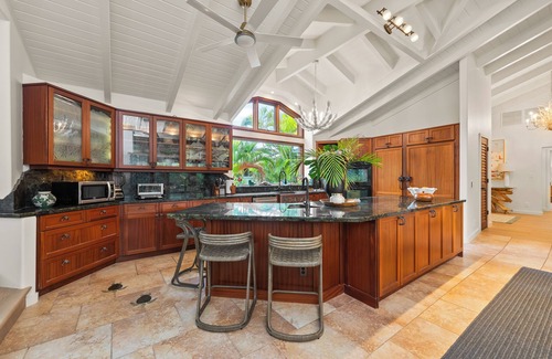 Kalama Tract House | Private Luxury Estate Near Kailua Beach – Your Own Mini Resort!