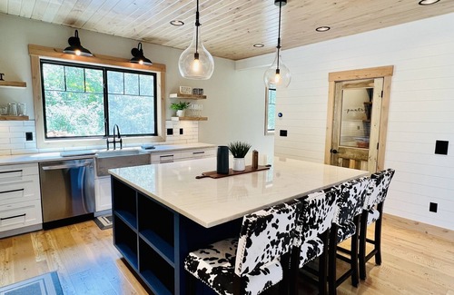 Kalispell House | Private Luxury Home Nestled into the Mountains outside Glacier National Park