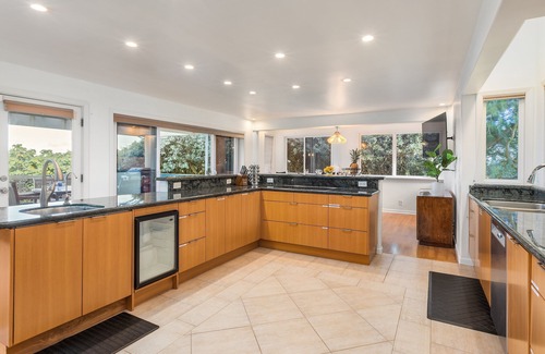 Laie House | Private Luxury Oceanfront Estate on North Shore!