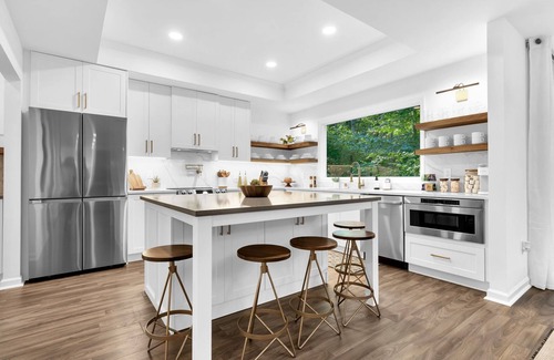 North Brookhaven House | Private Luxury Spacious Atlanta Home