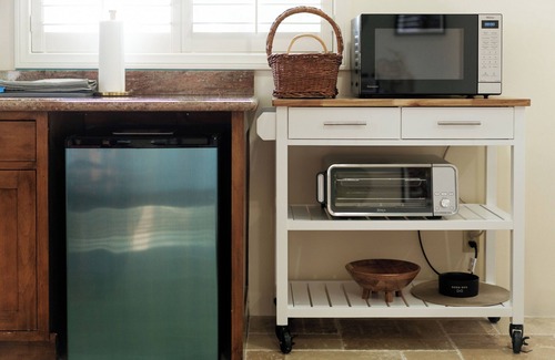 Cielito House | Private Montecito Orchard Guesthouse Hot Tub + Ocean View