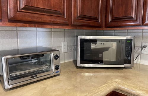 Oakhurst House | Private mountain retreat with pool and mini-golf