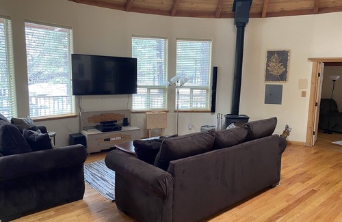 Flagstaff House | Private Nature Getaway in the Pines