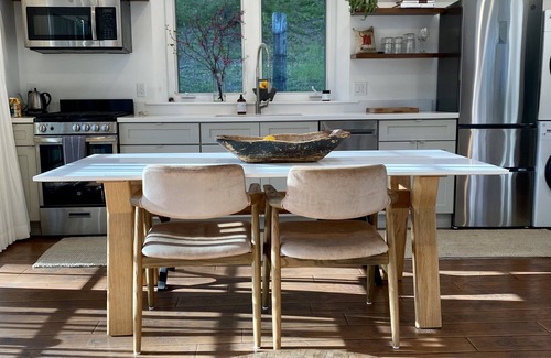Montecito House | Private oak tree bungalow in the heart of Montecito!