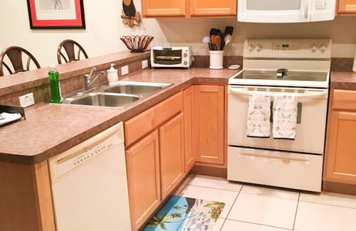 South Padre Island House | Private Oasis - Heated pool, 2 min walk to beach!
