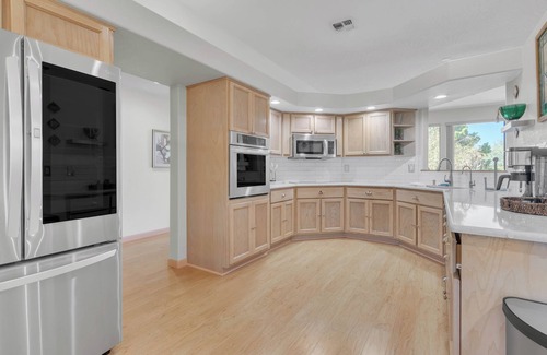 Sedona House | Private Oasis w/Hot Tub, Roof Top Views + Nearby Hiking!