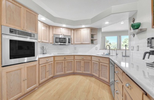 Sedona House | Private Oasis w/Hot Tub, Roof Top Views + Nearby Hiking!