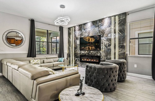 Davenport House | Private Oasis w/Pool & Movie Theater Near Disney