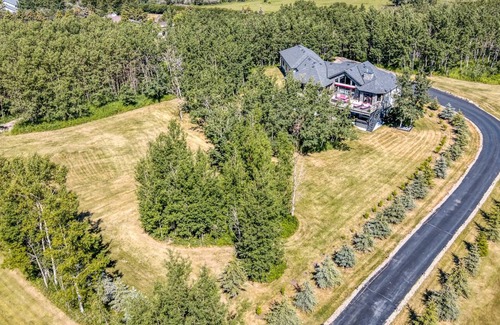 Airdrie House | Private Oasis with Hot Tub