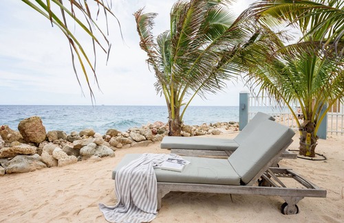 Pietermaai District Villa | Private Oceanfront luxurious city villa with pool