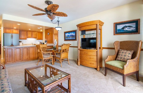 Napili-Honokowai Condo | Private Oceanfront lanai with front row sea views