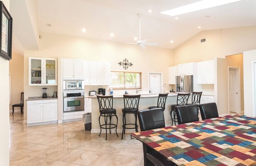 Ocean Park House | Private Oceanfront Estate Tennis-Pickleball Pool-Spa Golden Sands® Emerald