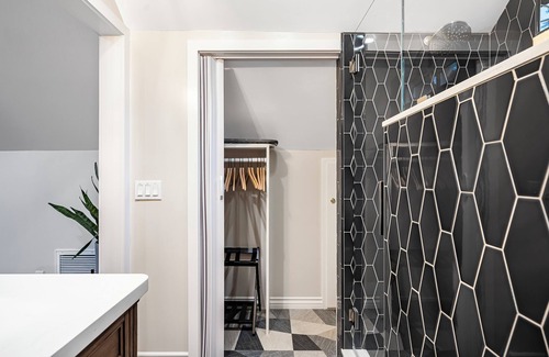 Los Olivos House | Private One bedroom with bathroom within walking distance of downtown
