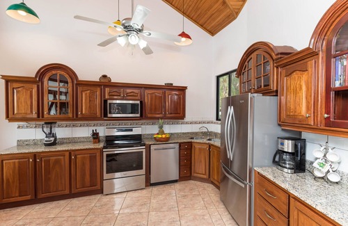 Ballena House | Private Paradise - Lovely, spacious home with large pool and ocean view