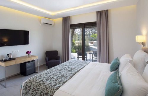 Sithonia Villa | Private paradisiac island gateaway