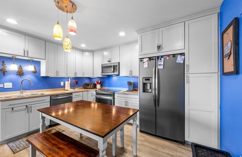 Wildernest Condo | Private Patio, Central Location, Great Amenities