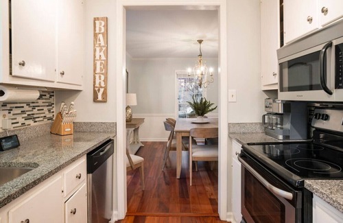 Durham House | Private - Pet Friendly - 3bd Home in South Durham