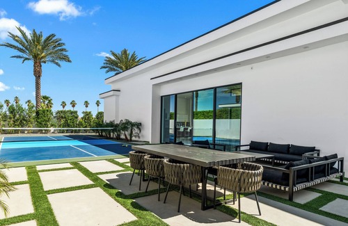 Indio House | Private Pickleball Court-Villa 7
