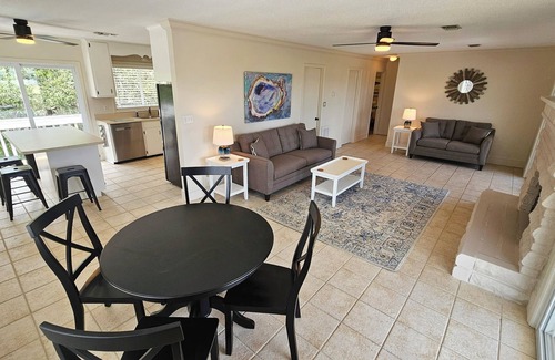 St. George Island Cottage | PRIVATE POOL! 2 FREE BIKE RENTALS INCLUDED WITH YOUR STAY!