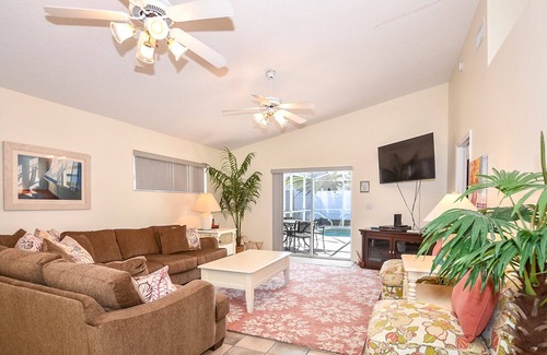 Horton Shores House | Private Pool, 3BR, 2BA Pet Friendly Steps to Beach!!