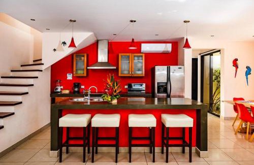 Playa Langosta House | Private Pool Bbq, Fast Wifi Alarm Close To Beach