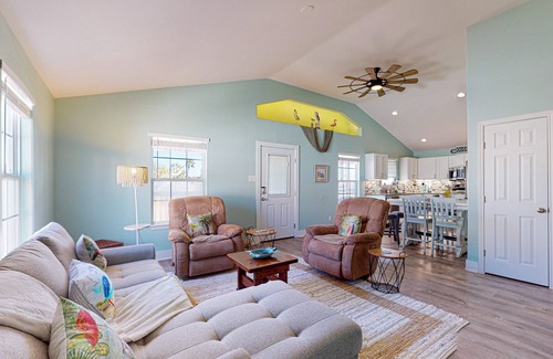 Leeward Sands House | Private Pool, Golf Cart Included, Boat Parking, Pet Friendly
