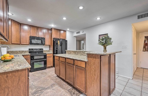 Village Grove House | Private Pool & Grill: Scottsdale Getaway!