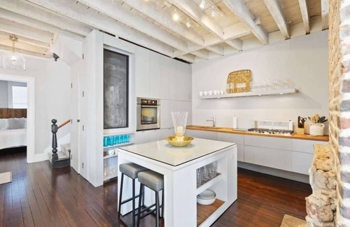 Cannonborough Elliotborough House | Private Pool & Historic Home - ‘Sugarsweet House’