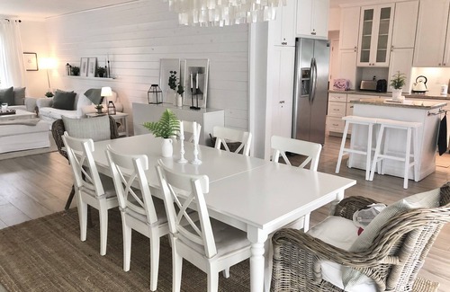 Hollywood Lakes House | Private pool house 1 mile from Beach