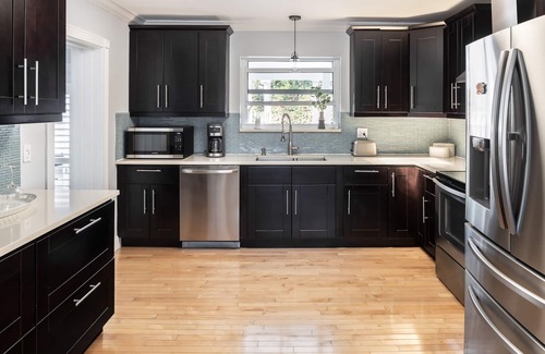 Hollywood Lakes House | Private Pool House 1mile from beach