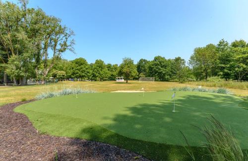 Saugatuck House | Private Pool & Lake MI access, hot tub, putting green, basketball court, and more!