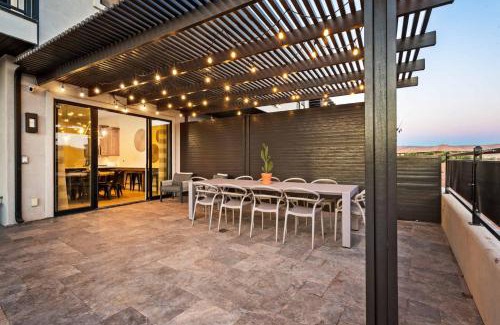 Santa Clara House | Private Pool Oasis #57 townhouse