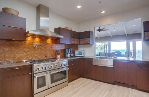 Leucadia House | Private Pool * Ocean Views * Beach Across The Street!