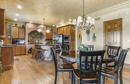 Branson House | Private Pool, Pickleball Ct, Mini Golf, Fire Pit