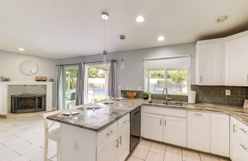 Parque Vista Estates Cottage | Private Pool & Playground: Phoenix Paradise!