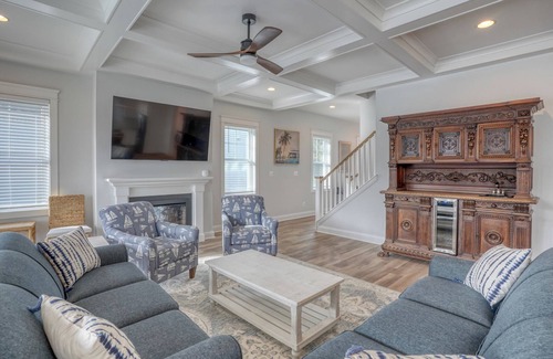 Rehoboth Beach House | Private Pool Rehoboth Beach House Seven Bedrooms!