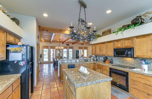 Lake Havasu City House | Private Pool, Spa, & Grills: Lake Havasu City Home